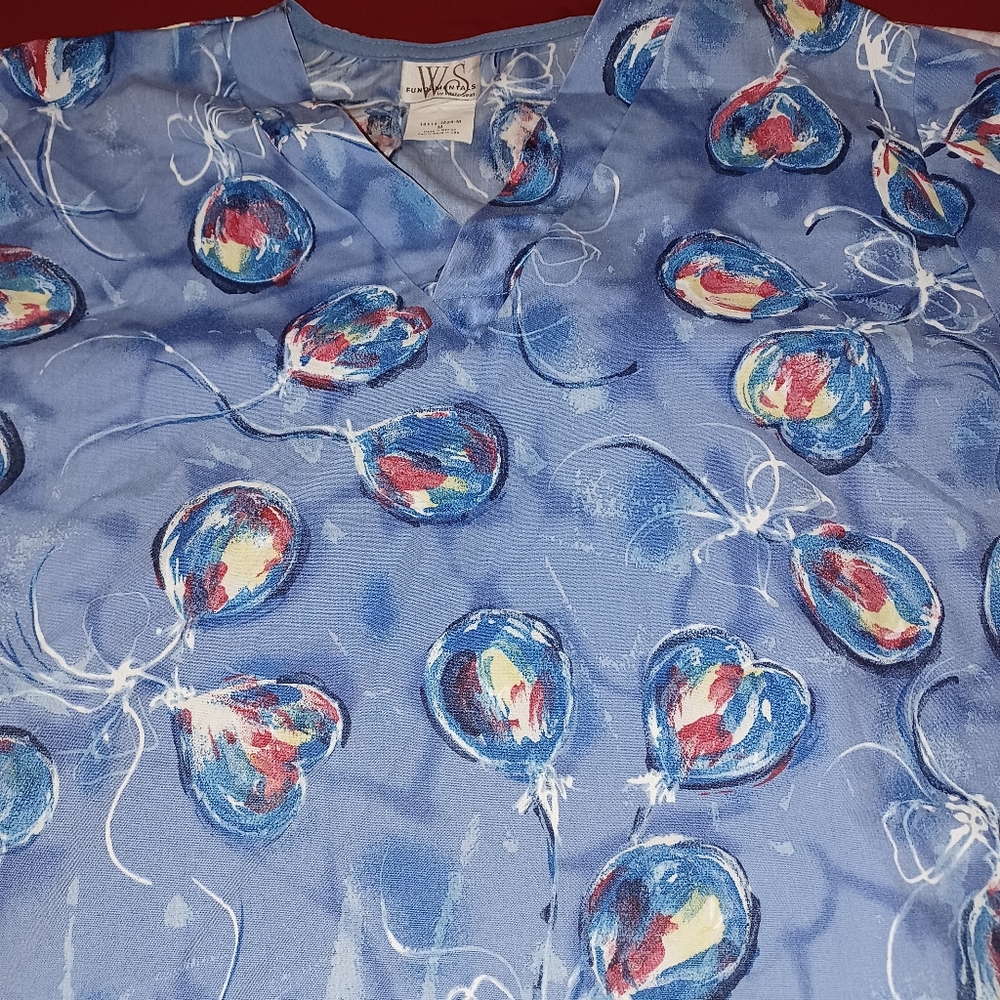 (3pc) Scrub Tops - Picture 9 of 10